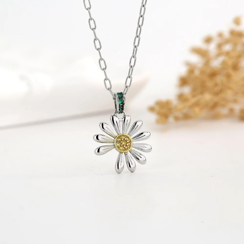 Daisy Necklace